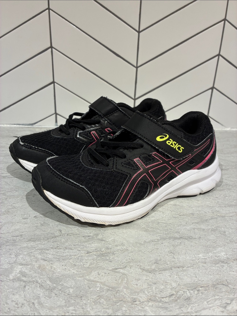 ASICS Kids Size 2 Black Velcro Sneakers with Pink Accents